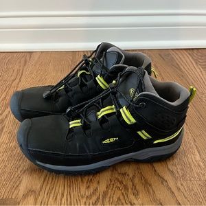 Keen Big Boys Waterproof Boots - Size 5